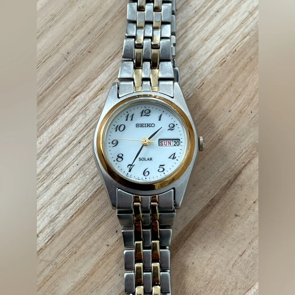 Seiko Solar Ladies Watch Two-Tone Bracelet White Dial Date Window New Crystal